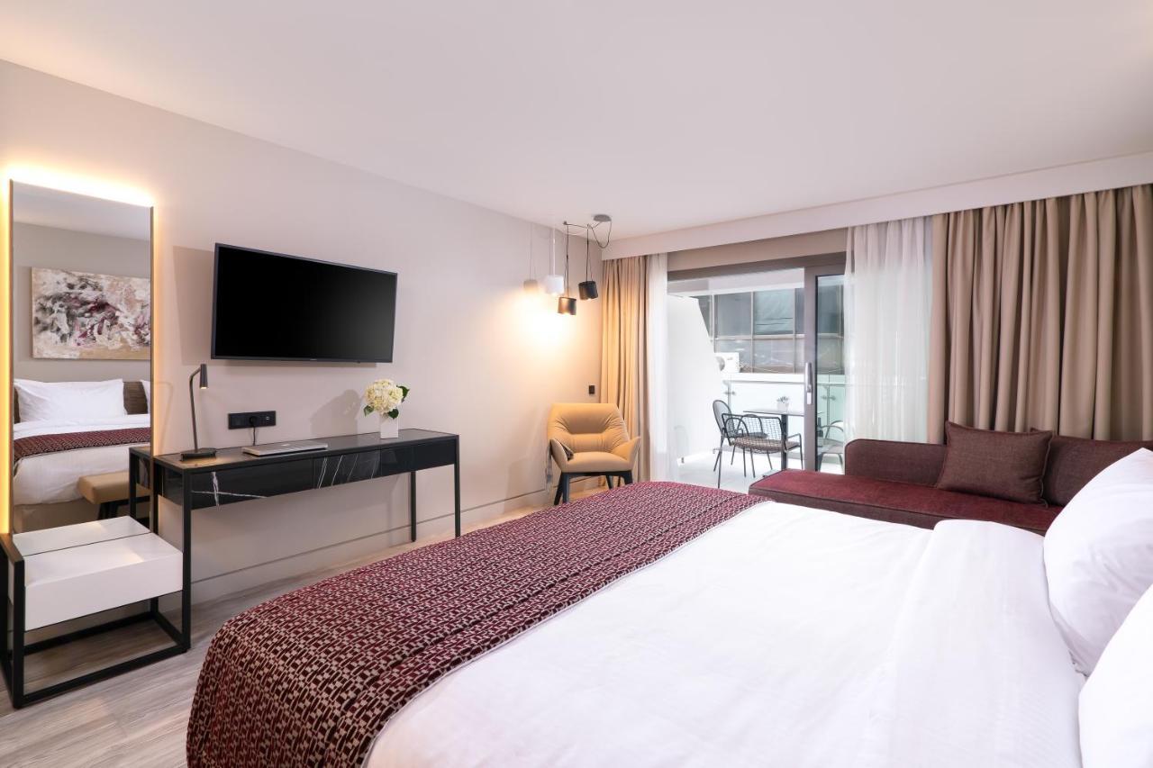 S Hotel Boutique Thessaloníki Luaran gambar Deluxe room