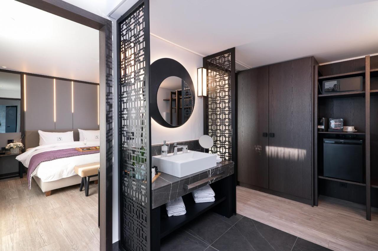S Hotel Boutique Thessaloníki Luaran gambar Deluxe Room