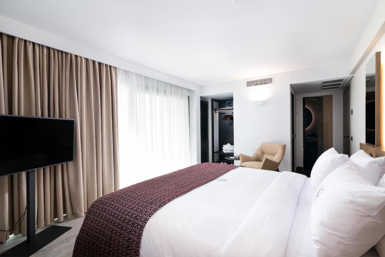 S Hotel Boutique Thessaloníki Luaran gambar A bedroom at the hotel
